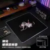 Alfombrilla de ratón de cristal micrograbado bidimensional para e-Sports, Alfombrilla de cristal resistente a las manchas de alta gama para juegos de anime y uso en oficina