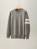 Suéter redondo estilo americano para hombre, nuevo modelo otoño 2026, bloques de color a rayas, corte holgado, tejido casual versátil para hombre