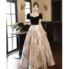 Nuevo Vestido Francés para Brindar Novia Manga Larga Boda Rojo Vestido de Compromiso Ajustado Largo Banquete Vestido de Noche