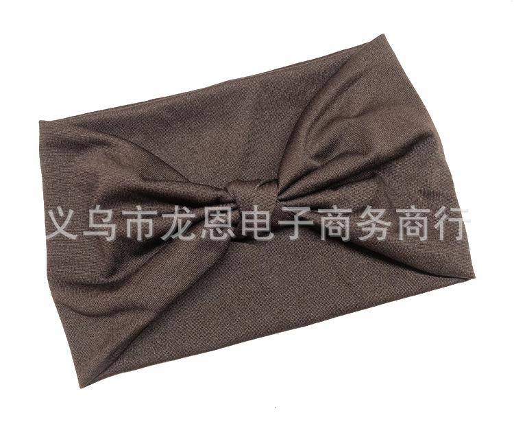 咖啡色