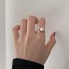 Anillo de mariposa con perla distintivo de moda para mujer, diseño de nicho moderno, ligero, lujoso, abierto, para dedo índice, anillo de celebridad cibernética.