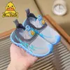 Zapatos de Malla para Niños 2026 Nuevos de Primavera Transpirables Fly-Knit Malla Zapatos para Niños Slip-On Zapatos Deportivos de Primavera y Otoño para Niños y Niñas