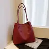 Bolsa de mão tecida retrô coreana 2026 nova tendência moda bolsa tote grande capacidade ombro bolsa para o dia a dia