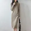 Vestido de lana pura para mujer, nuevo estilo otoño e invierno, de longitud media, cuello semi-alto, tejido, corte holgado, adelgazante, por encima de la rodilla, vestido suéter básico