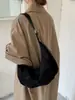 Bolso popular de gran capacidad para mujer Yuezilong, nuevo bolso de hombro de principios de otoño 2026, bolso tote de alta gama vintage para el día a día