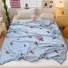 Manta de felpa linda y tridimensional con bordes de concha, adecuada para siestas en la oficina, como chal o manta, o para residencias estudiantiles