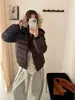 Chaqueta Corta Fina de Algodón con Capucha de Canalé para Mujer 2026 Invierno Nuevo Estilo Coreano Holgada Versátil para Personas Bajas Relleno de Algodón Ropa de Abrigo