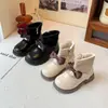 Botas de Algodón para Niñas 2026 Invierno Transfronterizas Nuevo Estilo Moda Bebé Elegantes Botas Calidez con Felpa Botas Cortas de Princesa para Niña
