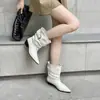Botas de Caballero de Tacón Grueso Estilo Retro 2026 Otoño/Invierno Hebilla Plisado Occidental Punta Puntiaguda Botas de Moda Tacón Apilado Nuevo Estilo Mujer