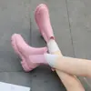 Novas Galochas Femininas de Cano Curto Galochas Clássicas Moda Coreana Galochas Impermeáveis Galochas Femininas Sapatos de Borracha Antiderrapantes Sapatos Aquáticos de Solado Grosso para Mulheres