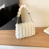 Bolsa de Pelúcia Feminina Outono Inverno Nova Bolsa Peluda Casual Versátil Bolsa Transversal com Corrente Bolsa de Mão Pequena Quadrada Feminina