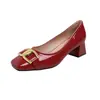 Zapatos de tacón alto de punta cuadrada con hebilla cuadrada clásica y boca poco profunda para mujer, primavera y otoño, charol, tacón grueso, versátiles para el trabajo, profesionales