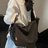 Bolso Informal de Moda de Gran Capacidad en Tela de Nylon, Elegante Modelo Nuevo para Primavera y Verano, Bolso Cruzado de Hombro Único de Color Sólido de Moda para Mujer