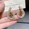 Pendientes de Girasol de Moda de Lujo Ligero Estilo Francés, Diseño Exquisito y Único, Pendientes Versátiles y Super Brillantes