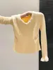 Blusa de tricô elegante com decote V e acabamento em renda para mulheres, novo estilo outono 2026, acinturada, franzida, top curto 10241