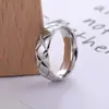 Anéis de Joias de Aço Inoxidável com Padrão de Diamante Estilo Europeu, Americano e Coreano para Mulheres, Anéis de Casal da Moda, Aço Titânio, Anéis Tendência