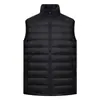 Coleção outono e inverno: colete de plumas liso, zíper YKK, gola alta, personalizável com logotipo, adequado para atividades ao ar livre, uso no escritório e uniformes de trabalho com texto impresso