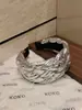 Diadema Trenzada Tejida a Mano de Cuatro Estaciones para Cráneo Alto con Ala Ancha Diadema de Cuero con Lentejuelas y Trenza de Pelo Pinza para el Pelo Retro de Lujo Ligero