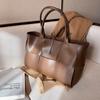 Bolso grande para mujer 2021, nuevo bolso de hombro texturizado de estilo coreano, bolso de mano tejido de gran capacidad, bolso portátil para mujer, venta al por mayor