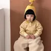 Estilo Coreano Invierno Niña Sombrero de Pico con Pompón Suéter Tejido Rayado Elegante Pantalones de Felpa Gruesos Versátiles para Niños