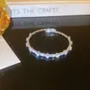 Pulseira Empilhável Brilhante Cheia de Zircônia Diamantada Estilo Celebridade de Luxo Leve Pulseira Feminina de Nicho Exquisita Elegante Nova Tendência 2025