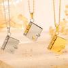 Collar con colgante de acero de titanio con letras de amor para chicas, estilo transfronterizo, con apertura para parejas, estilo nuevo, con personalidad y temperamento, cadena de clavícula.