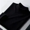 Camiseta básica de terciopelo de doble cara con cuello semi-alto para otoño e invierno, moderna y engrosada, camiseta de manga larga cálida ajustada para hombre