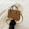 Bolsa Estilo Ocidental Retro Cor Sólida 2024 Summer Commuter Texturizada Ombro Crossbody Bag Casual Small Square Bag