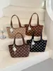 2026 Nuevo Bolso Tote de Gamuza y Terciopelo con Lunares Estilo Coreano Retro Gran Capacidad Bolso de Hombro y Mano Casual para Viajes Cien