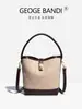 Bolsa Saco Transfronteiriça Feminina Moda Nova Outono e Inverno 2025 Bolsa de Mão Presbiópica Bolsa de Ombro Único Transversal de Alta Qualidade
