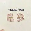 Aretes de Flor de Esmalte Rosa, Únicos Pendientes Populares Nuevos 2026 para Mujer, de Alta Gama, Lujo Ligero y Elegantes Accesorios para Orejas