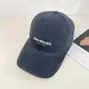 Boné de Baseball Bordado Estilo Retrô Americano para Mulheres, Circunferência da Cabeça Grande, Chapéu de Proteção Solar, Moda de Rua, Boné Versátil Bico de Pato para Casais