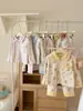 Pijama de Otoño e Invierno para Niños Conjunto de Ropa de Casa de Lana y Seda Conjunto de Dos Piezas con Cardigan de Solapa para Niños Mayores