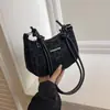 Bolso Cruzado con Textura Estilo Occidental para Mujer, Nuevo Versátil Elegante de Dama para Otoño 2025, Versión Coreana con un Toque de Alta Gama