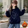 Otoño 2026 Nueva Sudadera Redonda para Niñas Corazón de Amor Moda Elegante Tallas Mediana y Grande Niñas Manga Larga Cálida Superior Invierno