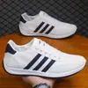 Zapatos Estilo Delgado Primavera y Verano Forrest Gump Venta al por Mayor Zapatos Deportivos Casuales de Comercio Exterior Zapatos para Hombre Talla Grande Zapatos de Lona Transpirables Zapatos para Correr