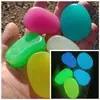 Pedra Luminosa Grande de 4,5cm Pavimentação de Jardim e Pátio Aquário Tanque de Peixes Paisagismo Luminoso Plástico 15g Pedras Fluorescentes