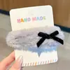 Pasador del Mismo Estilo de Zhao Lusi con Lindo Accesorio para el Cabello de Lazo Lateral, Flequillo y Pinza Lateral Pasador de Peluche Accesorio para el Cabello