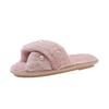 Inicio 2024 Nuevas zapatillas Mao Mao con diseño de perla cruzada plana para mujer, zapatillas de algodón color caramelo de una palabra para comercio exterior para mujer