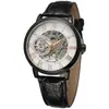 Reloj Mecánico Manual de Moda Retro Transparente Calado para Hombre Forsining con Correa Negra, Caja Dorada y Esfera Blanca