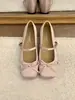 Primeiro Encontro Sapatos Mary Jane Sazonais que Aumentam a Altura para Mulheres 2026 Novos Sapatilhas Francesas Suaves com Laço de Balé