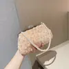 Bolsa de Cluchê para Banquete Feminina Transfronteiriça Bolsa de Pérola Flor de Miçangas Renda Bolsa Pequena Jantar Bolsa Vintage Bolsa Transversal Feminina