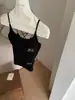 XIA'X Xia Xia Yatou estilo coreano simples gola U alça fina design vazado cruzado camisola costas bonitas lingerie feminina