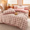 Juego de ropa de cama minimalista de cuatro piezas de algodón 100% personalizado para dormitorio, juego de sábanas ajustables de tres piezas para estudiantes, venta al por mayor de fabricante de ropa de cama