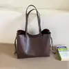 Bolsa de Gran Capacidad Transfronteriza para Mujer 2026 Invierno Nuevo Estilo Moda Versátil para Viajes Diarios Bolso de Hombro Único Textura de Alta Calidad Bolso Tote