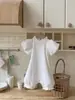 Jennybebe versión coreana mameluco de verano para bebé 2026 nuevo estilo ins mameluco de manga corta abullonada para niña