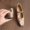 Zapatos Mary Jane para Mujer Chuyuji de Punta Cuadrada con Remaches y Lazo, Suela Suave, Cómodos, Planos de Correa Única