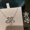 Aretes de Flor de Cinco Pétalos de Circonio Estilo Coreano Aretes de Pin de Plata Esterlina S925 Aretes Simples Moda Trendy Elegantes Suaves de Hada