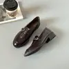 Nuevos zapatos planos de cuero, versátiles, sin cordones, punta redonda, tacón grueso elegante, punta poco profunda, mocasines de estilo retro francés para mujer
