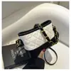 Bolso Pequeño Texturizado para Mujer Verano 2023 Nuevo Moderno Rombo Cadena Bolso de Hombro Versátil Cruzado Bolso Hobo